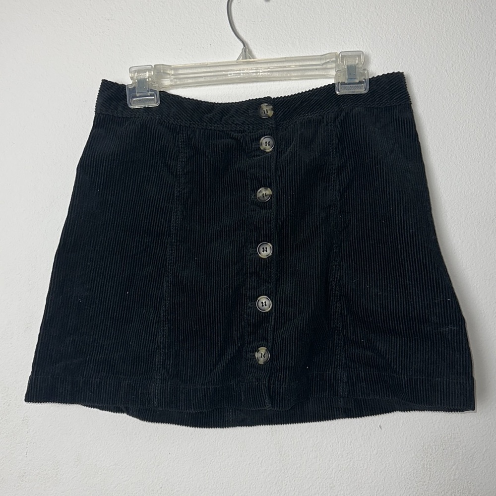 Black H&M Corduroy Mini Skirt- (EUC) Size 8